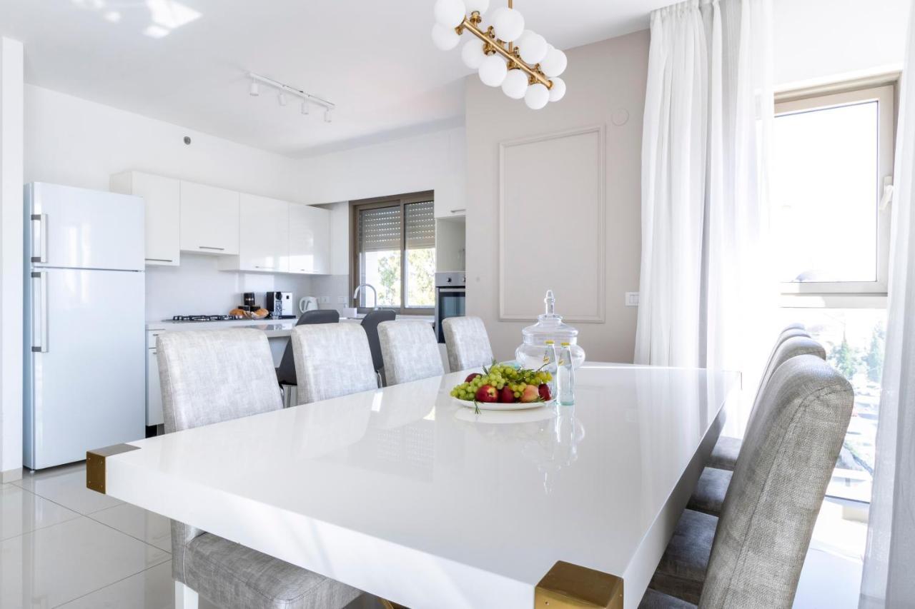 Luxury Three-Bedroom/Terrace Over Old City View Jerusalem Ngoại thất bức ảnh