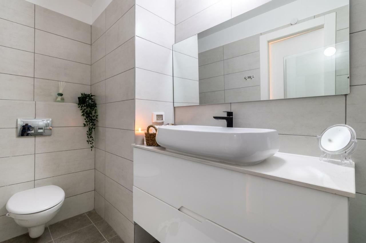 Luxury Three-Bedroom/Terrace Over Old City View Jerusalem Ngoại thất bức ảnh